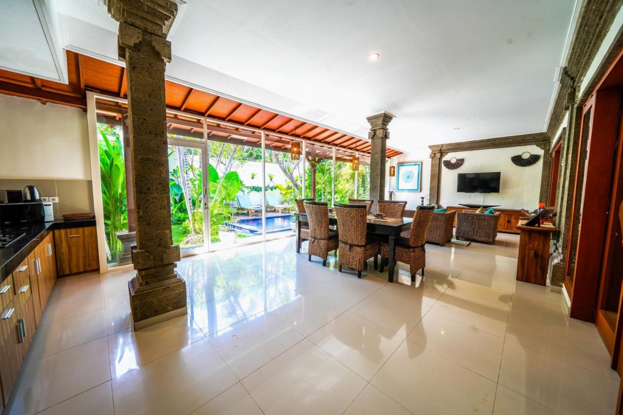 Villa Conor - Legian - Seminyak - 2 Bedroom 2 Bathroom Villa - Great Location Екстер'єр фото