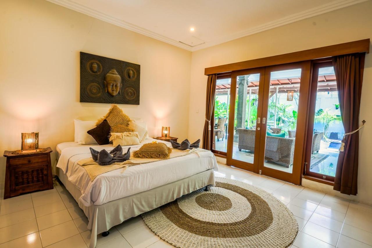 Villa Conor - Legian - Seminyak - 2 Bedroom 2 Bathroom Villa - Great Location Екстер'єр фото